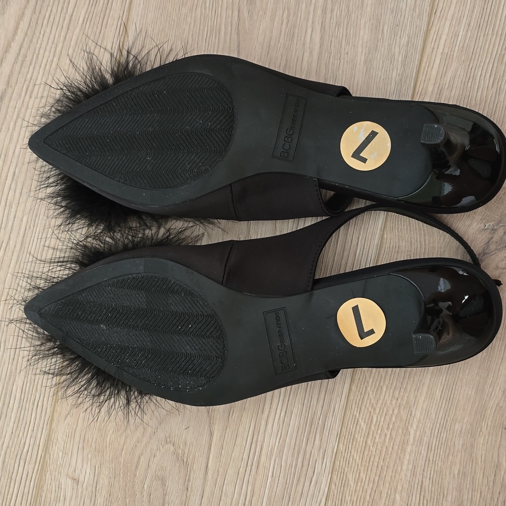 BCBG Generation Slingbacks With Feather Pouf - Picture 2 of 4
